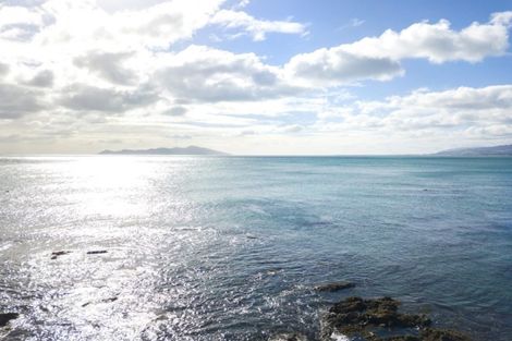 Photo of property in 25 Ocean Parade, Pukerua Bay, 5026