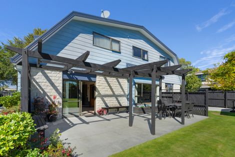 Photo of property in 20 Tyndale Place, Ilam, Christchurch, 8041