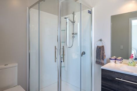 Photo of property in 12 Seagrass Place, Otaki Beach, Otaki, 5512