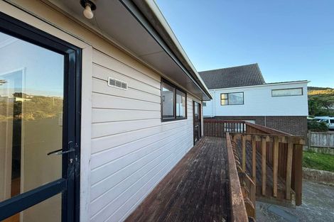 Photo of property in 40 Whanake Street, Titahi Bay, Porirua, 5022
