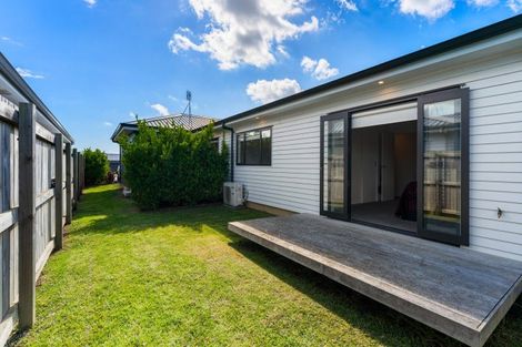 Photo of property in 9 Wheriko Avenue, Glenbrook, 2681