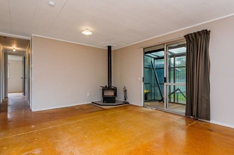 Photo of property in 21 Cambridge Street, Pahiatua, 4910