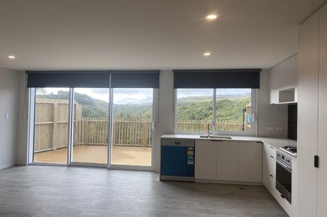 Photo of property in 13/6 Bushland Grove, Paparangi, Wellington, 6037