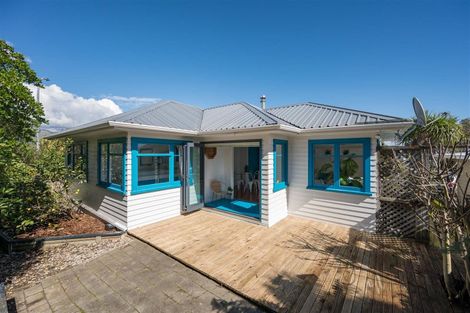 Photo of property in 2 Martin Street, Monaco, Nelson, 7011