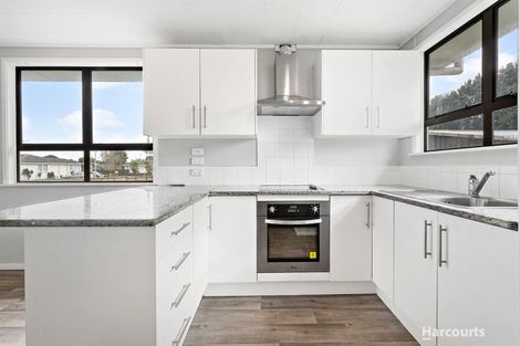 Photo of property in 132 Chichester Drive, Rosehill, Papakura, 2113