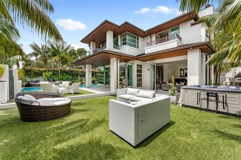 Photo of property in 18a Tiri Road, Milford, Auckland, 0620