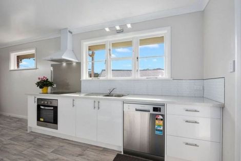 Photo of property in 971 Fergusson Drive, Ebdentown, Upper Hutt, 5018