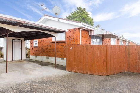 Photo of property in 2/16 Akehurst Avenue, New Lynn, Auckland, 0600