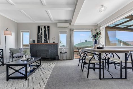 Photo of property in 14a Baverstock Road, Nawton, Hamilton, 3200