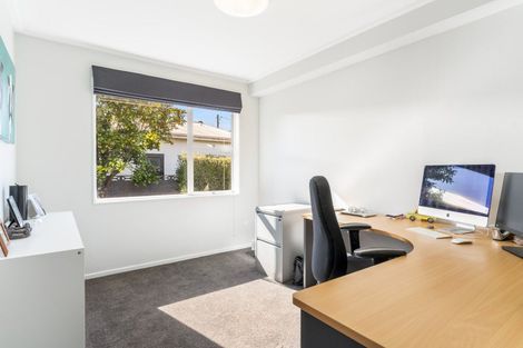 Photo of property in 8 Home Street, Winton, 9720