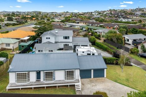 Photo of property in 122 Florence Avenue, Orewa, 0931
