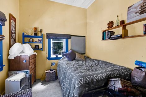 Photo of property in 43 Victoria Street, Hawera, 4610