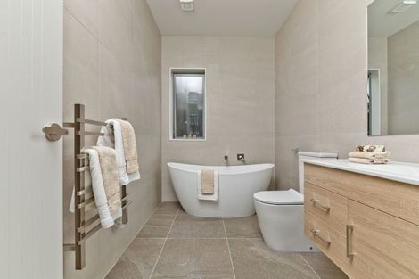 Photo of property in 2 Blackbird Lane, Hobsonville, Auckland, 0616