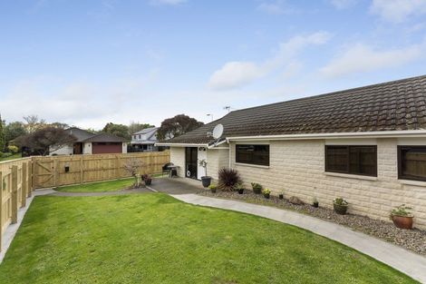 Photo of property in 15 Hanmer Place, Highbury, Palmerston North, 4412