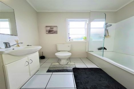 Photo of property in 96 Gonville Avenue, Gonville, Whanganui, 4501