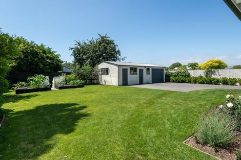 Photo of property in 60 Petrie Street, Richmond, Christchurch, 8013