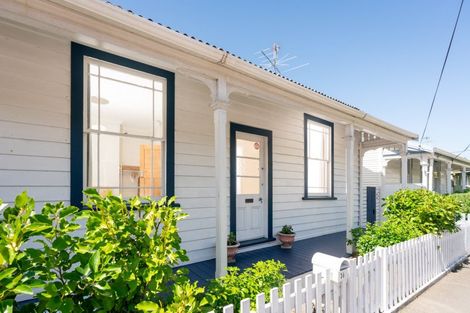 Photo of property in 36 Aro Street, Aro Valley, Wellington, 6021