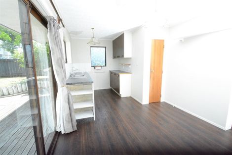 Photo of property in 1/3 Anna Watson Road, Half Moon Bay, Auckland, 2012