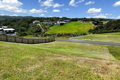 Photo of property in 9 Milky Way, Langs Beach, 0582