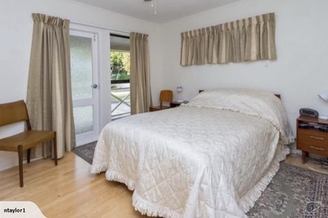 Photo of property in 6 Orinda Close, Botany Downs, Auckland, 2010