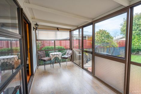 Photo of property in 19 Oxford Street, West End, Timaru, 7910