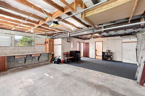 Photo of property in 99 Glenross Street, Glenross, Dunedin, 9011
