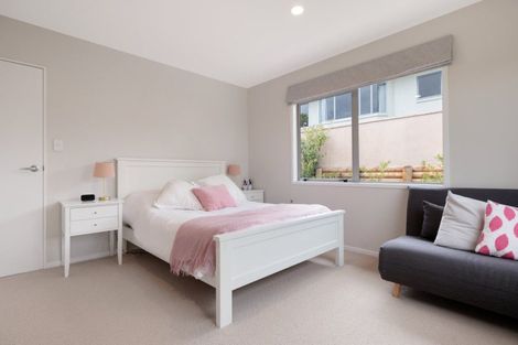 Photo of property in 11 Hazelnut Way, Bellevue, Tauranga, 3110