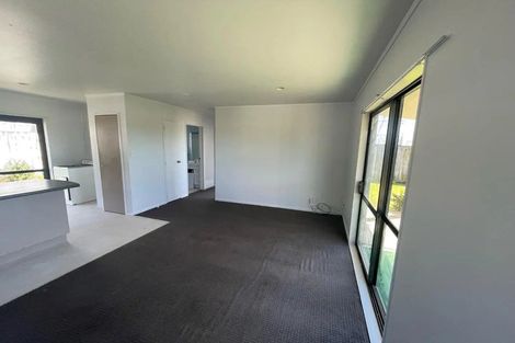 Photo of property in 22 Waipapa Crescent, Otara, Auckland, 2023