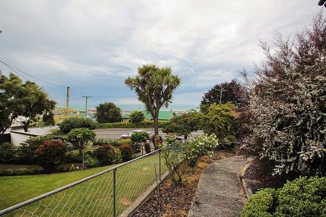 Photo of property in 30 Wharfe Street, South Hill, Oamaru, 9400