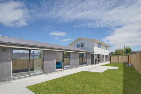 Photo of property in 64 Creyke Road, Ilam, Christchurch, 8041