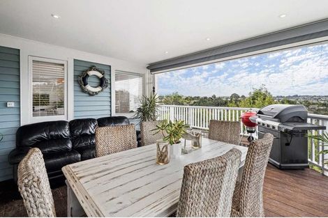 Photo of property in 143 Browns Bay Road, Browns Bay, Auckland, 0630