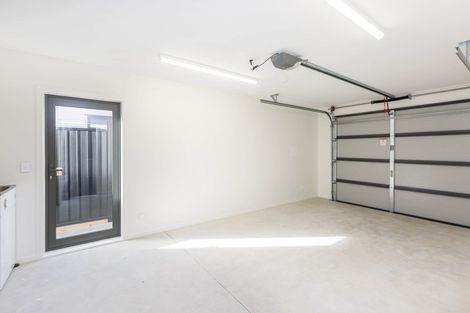 Photo of property in 7 Thornbury Lane, Timberlea, Upper Hutt, 5018