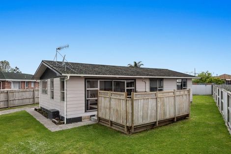 Photo of property in 15 Matipo Place, Edgecumbe, 3120