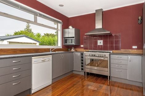 Photo of property in 50 Oak Street, Mangapapa, Gisborne, 4010