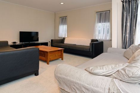 Photo of property in 6 Glen Road, Ranui, Auckland, 0612