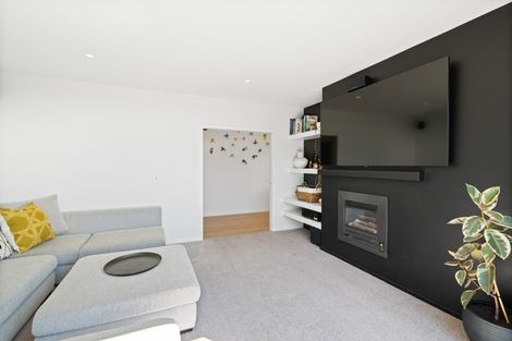 Photo of property in 9 Centre Crescent, Wanaka, 9305