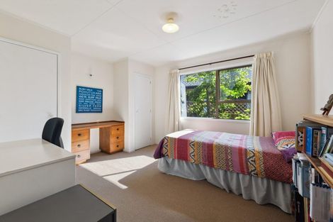 Photo of property in 15b Marchant Place, Westown, New Plymouth, 4310