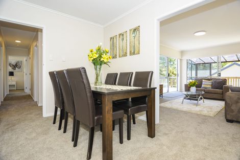 Photo of property in 13 Orsova Place, Lynfield, Auckland, 1042