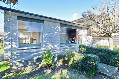 Photo of property in 7 Coates Place, Rangiora, 7400