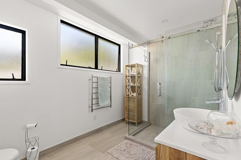 Photo of property in 23 Hinemoa Place, Snells Beach, 0920