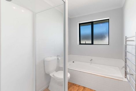 Photo of property in 100 Strauss Drive, Rolleston, 7614