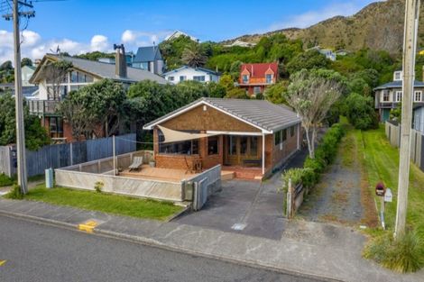 Photo of property in 56 The Parade, Paekakariki, 5034