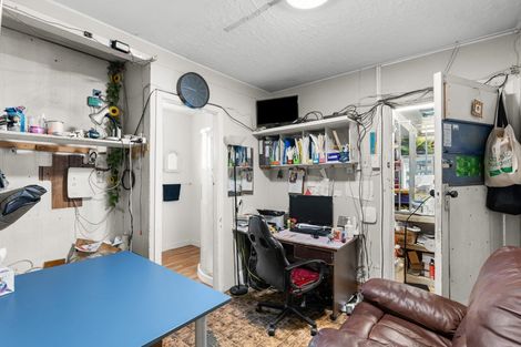 Photo of property in 10 Lake Terrace Road, Burwood, Christchurch, 8061