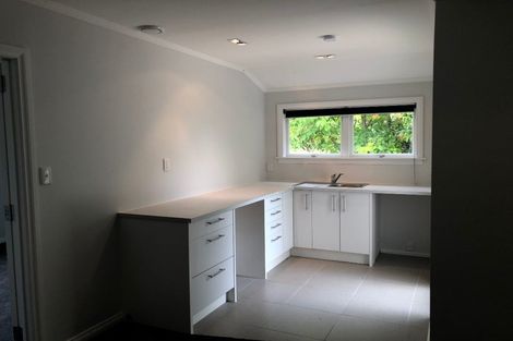 Photo of property in 25 Taupaki Road, Taupaki, Henderson, 0782