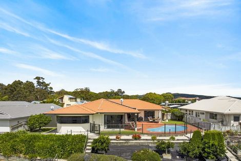 Photo of property in 4 Woodford Heights, Havelock North, 4130