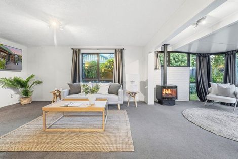Photo of property in 2/89 Windermere Road, Papanui, Christchurch, 8053