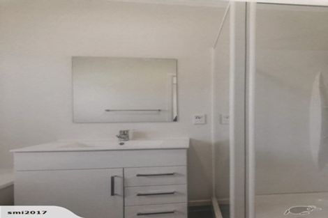 Photo of property in 43 Shirley Avenue, Papakura, 2110