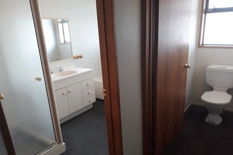 Photo of property in 1 Owens Terrace, Upper Riccarton, Christchurch, 8041