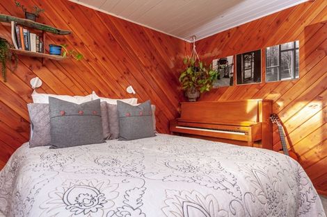 Photo of property in 64 Lees Road, Hahei, Whitianga, 3591