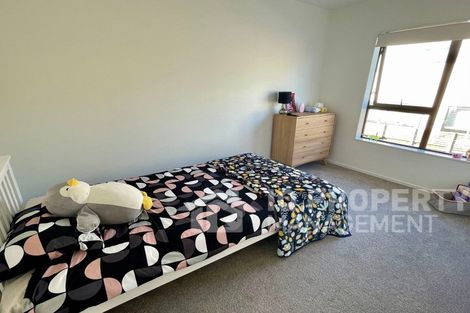 Photo of property in 48d Waddell Avenue, Point England, Auckland, 1072